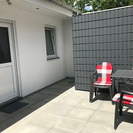 Haus Sonnenschein Str 10 * Timmendorfer Strand