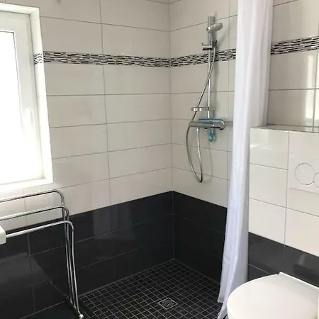 Haus Sonnenschein Str 10 * Timmendorfer Strand